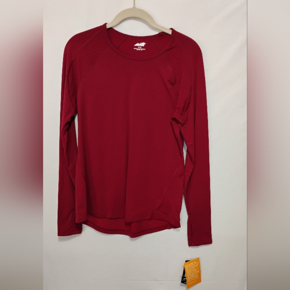 NWT Avia Performance Tee Size S (4-6) Burgundy Long Sleeve